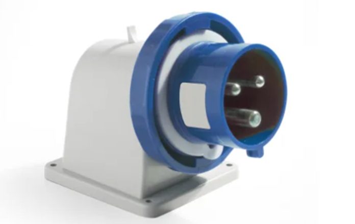 Choosing the Right Industrial Power Plug