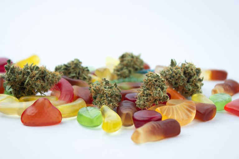 How to Make Weed Gummies: A Step-by-Step Guide to Making Cannabis ...