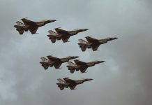 USAF Thunderbirds Fly-by