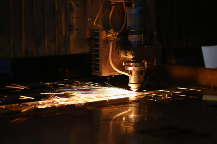 automated machine of metal processing laser