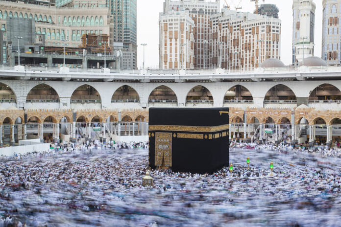 A picture of the Holy Mosque in Saudi Arabia