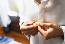 Man wearing a gold necklace